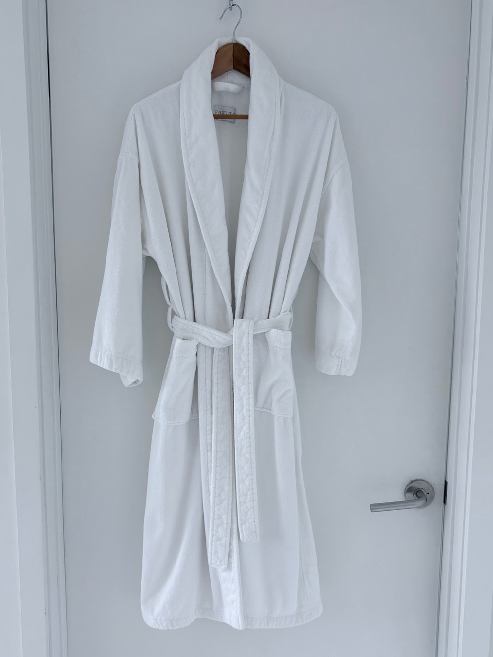 Frette Terry Bathrobe | 100% Cotton | Size S/M | Length 47” | White